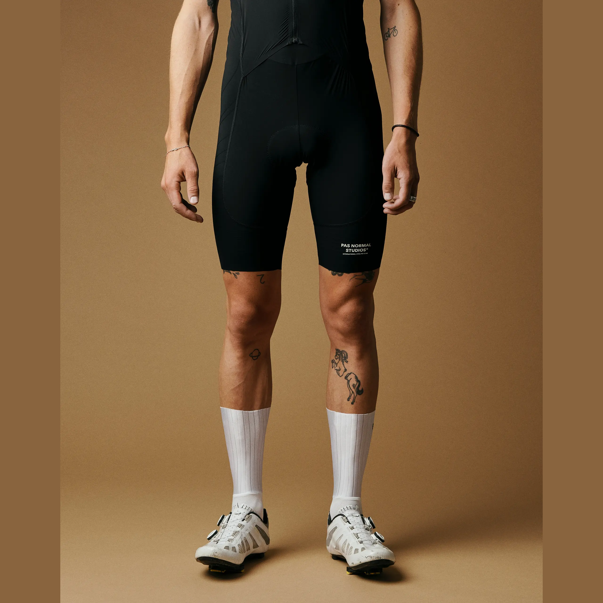 Pas Normal Studios - Mechanism Aero Socks - White