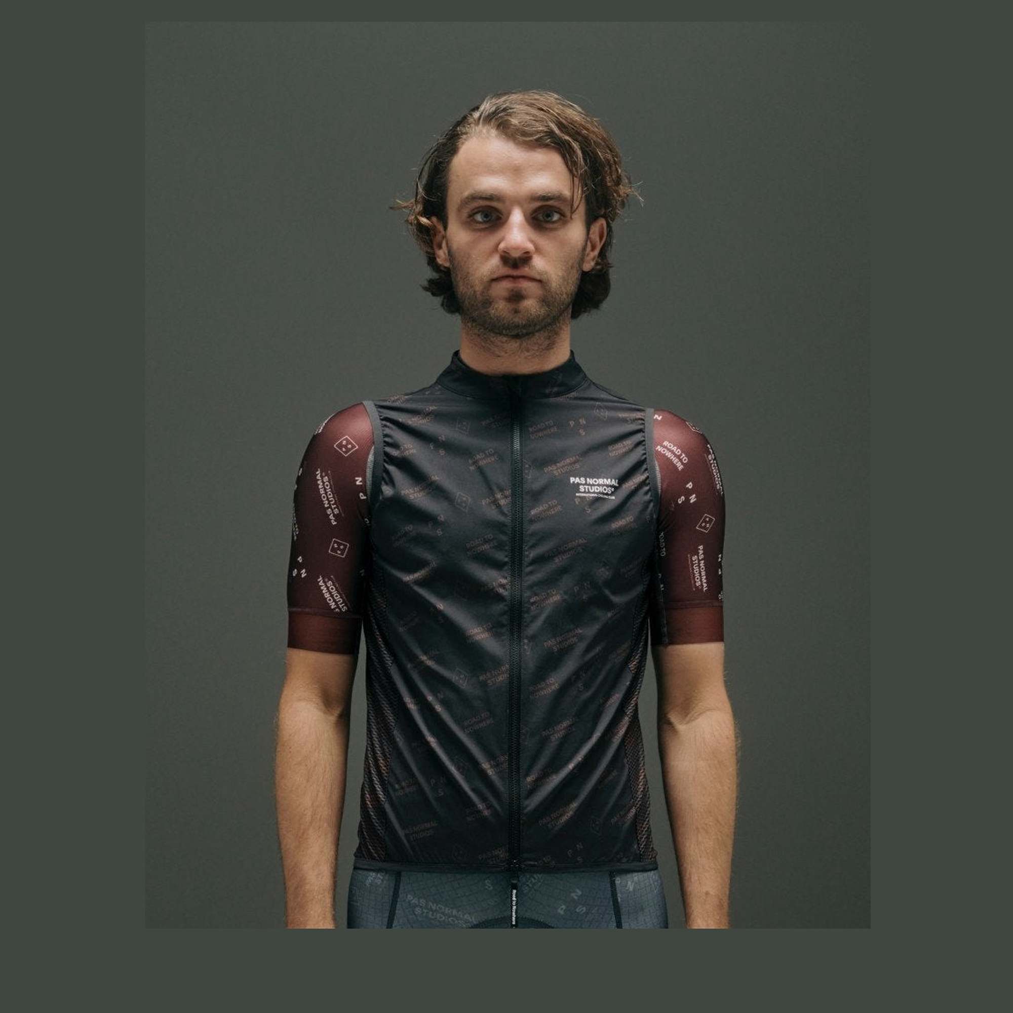 Pas Normal Studios - Mechanism Stow Away Gilet - Black Contrast