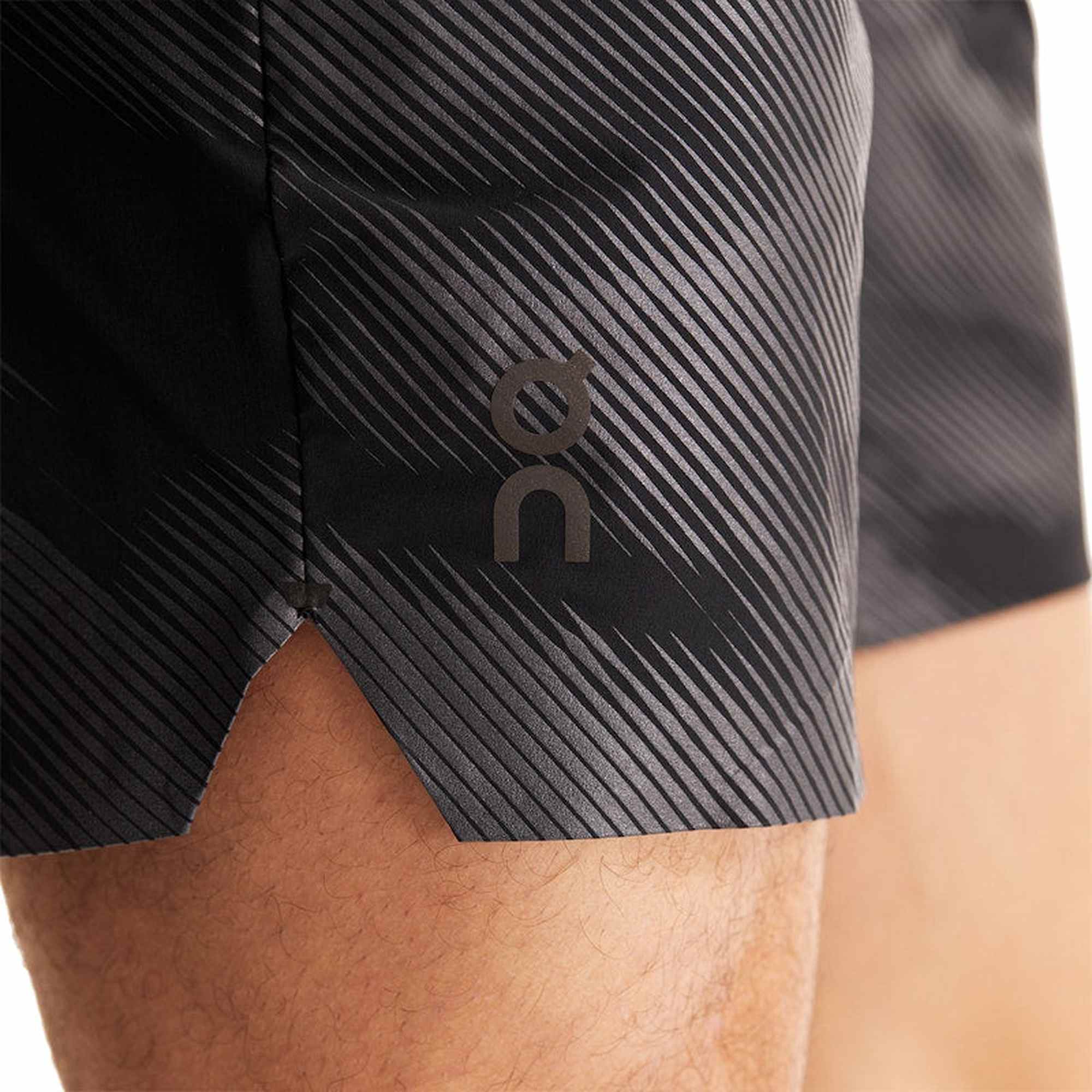 On Running - Lightweight Short Lumos Heren