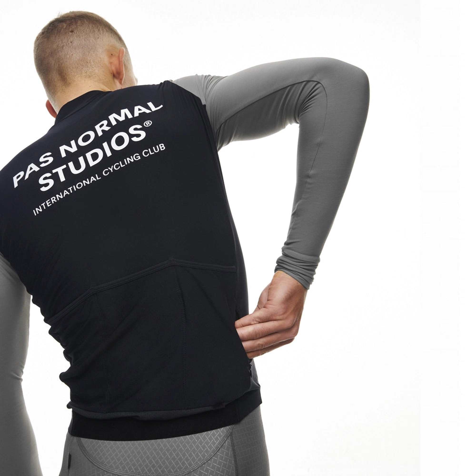 Pas Normal Studios - Mechanism Long Sleeve Jersey - Black Medium Grey