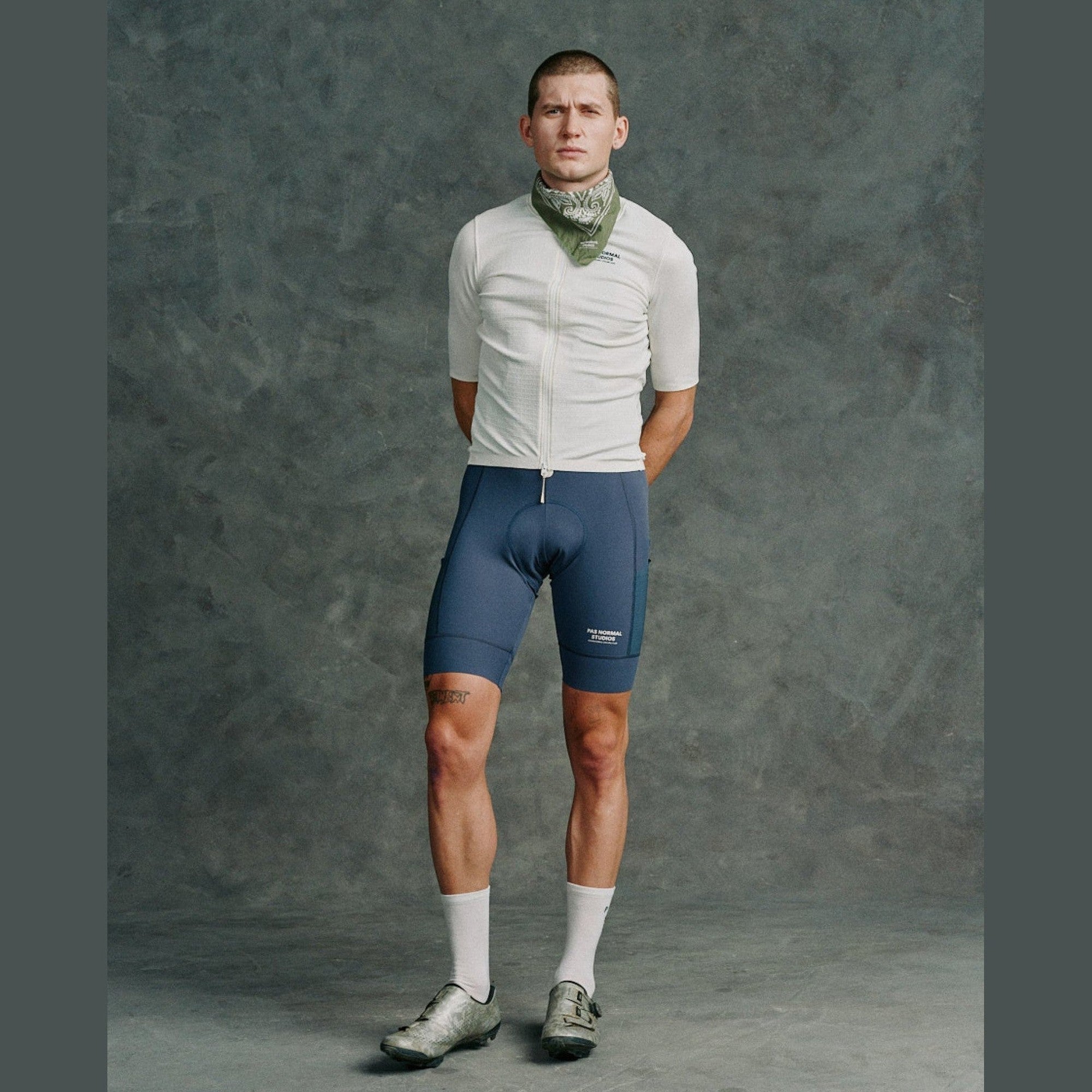 Pas Normal Studios - Off-Race Bandana - Army Green